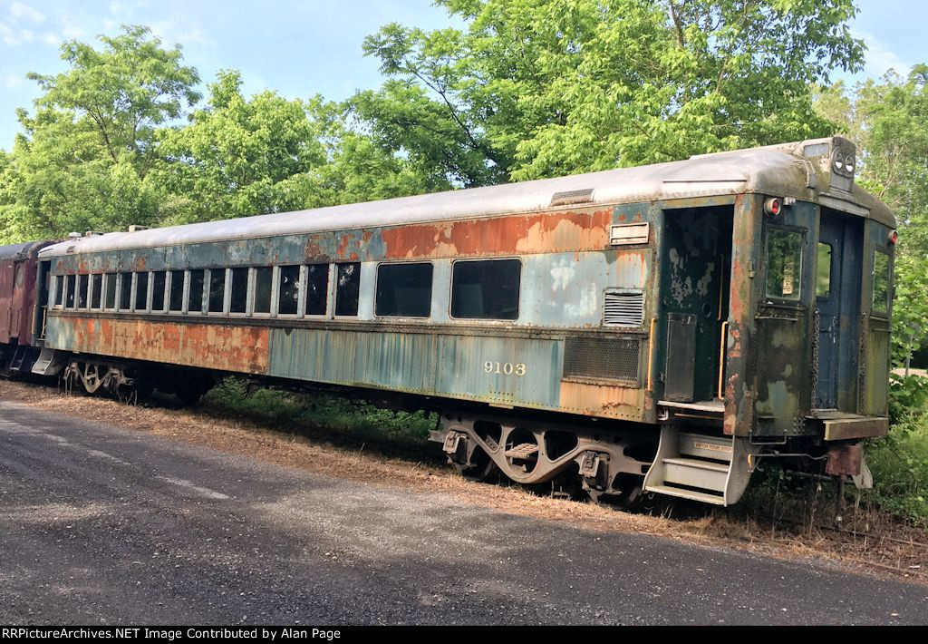 Former Reading Lines MU 9103